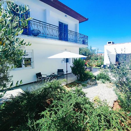 Garden Apartment Sutomiscica Exterior photo
