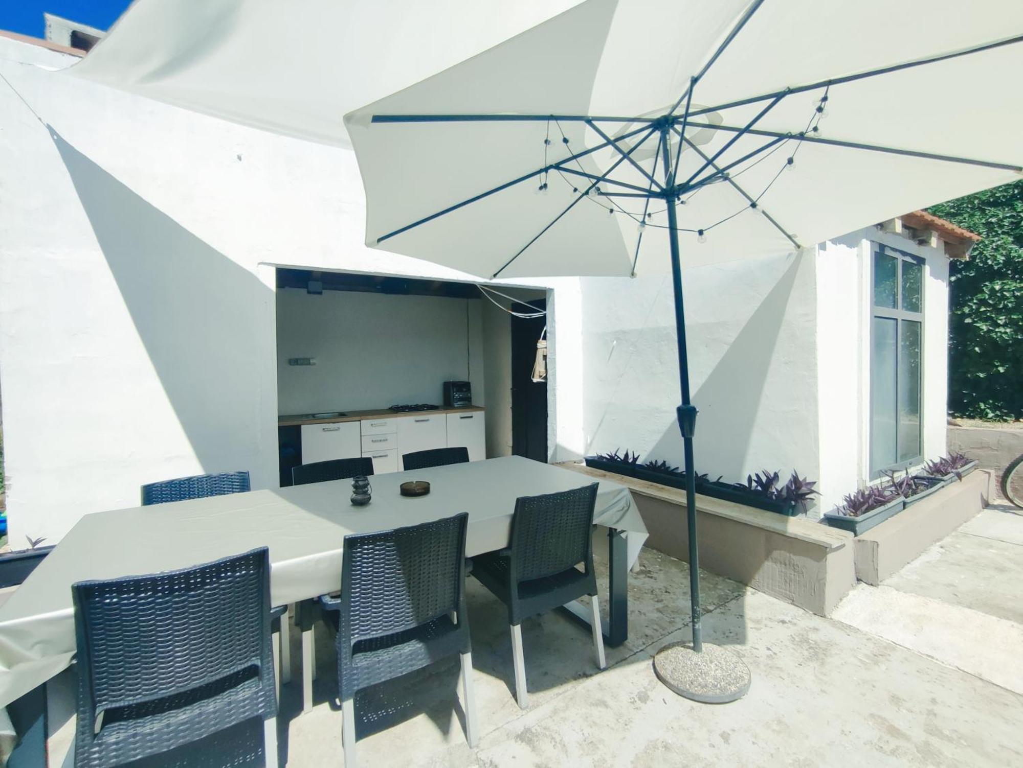 Garden Apartment Sutomiscica Exterior photo